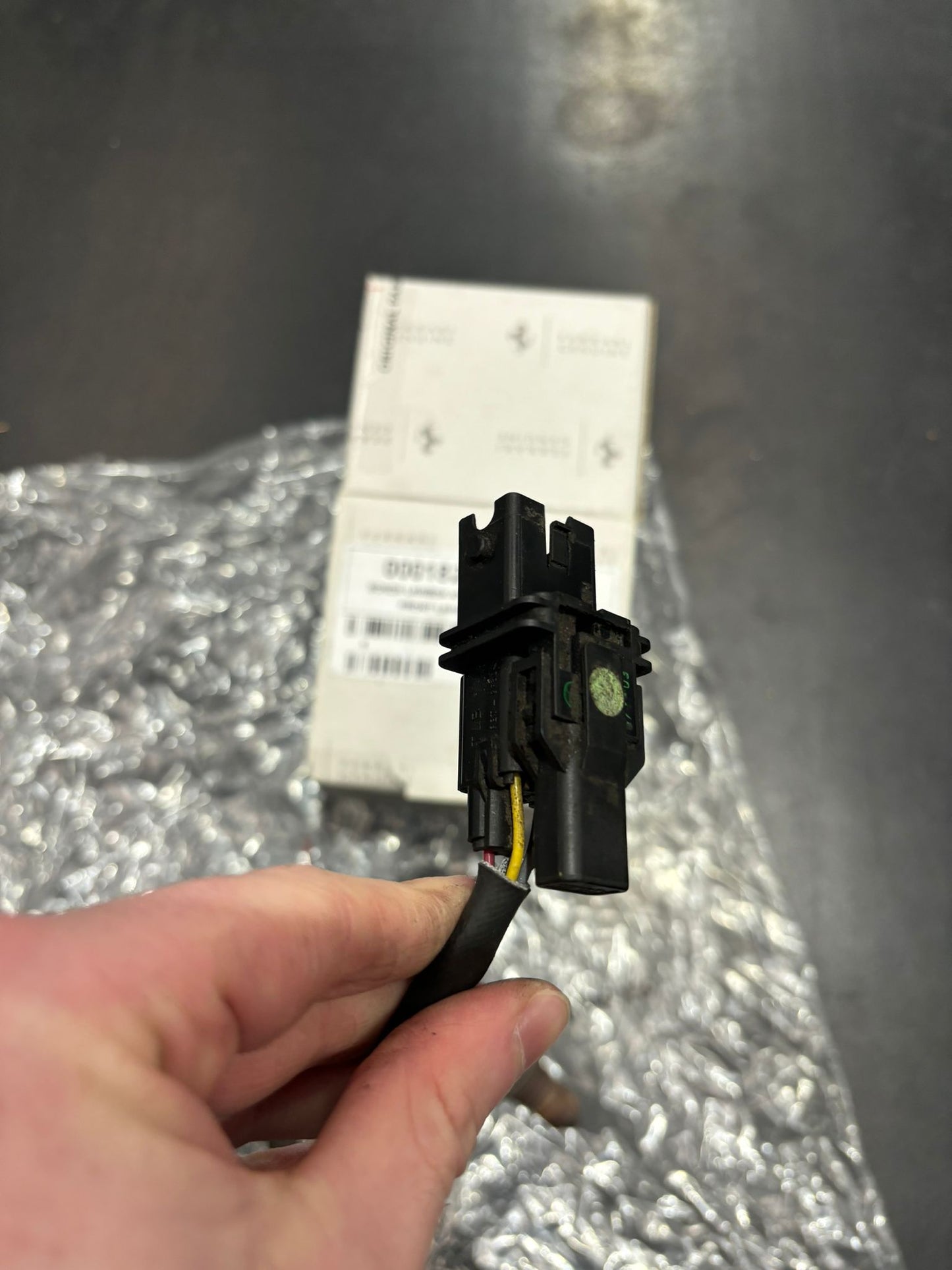000182837 Ferrari Front Lambda Sensor