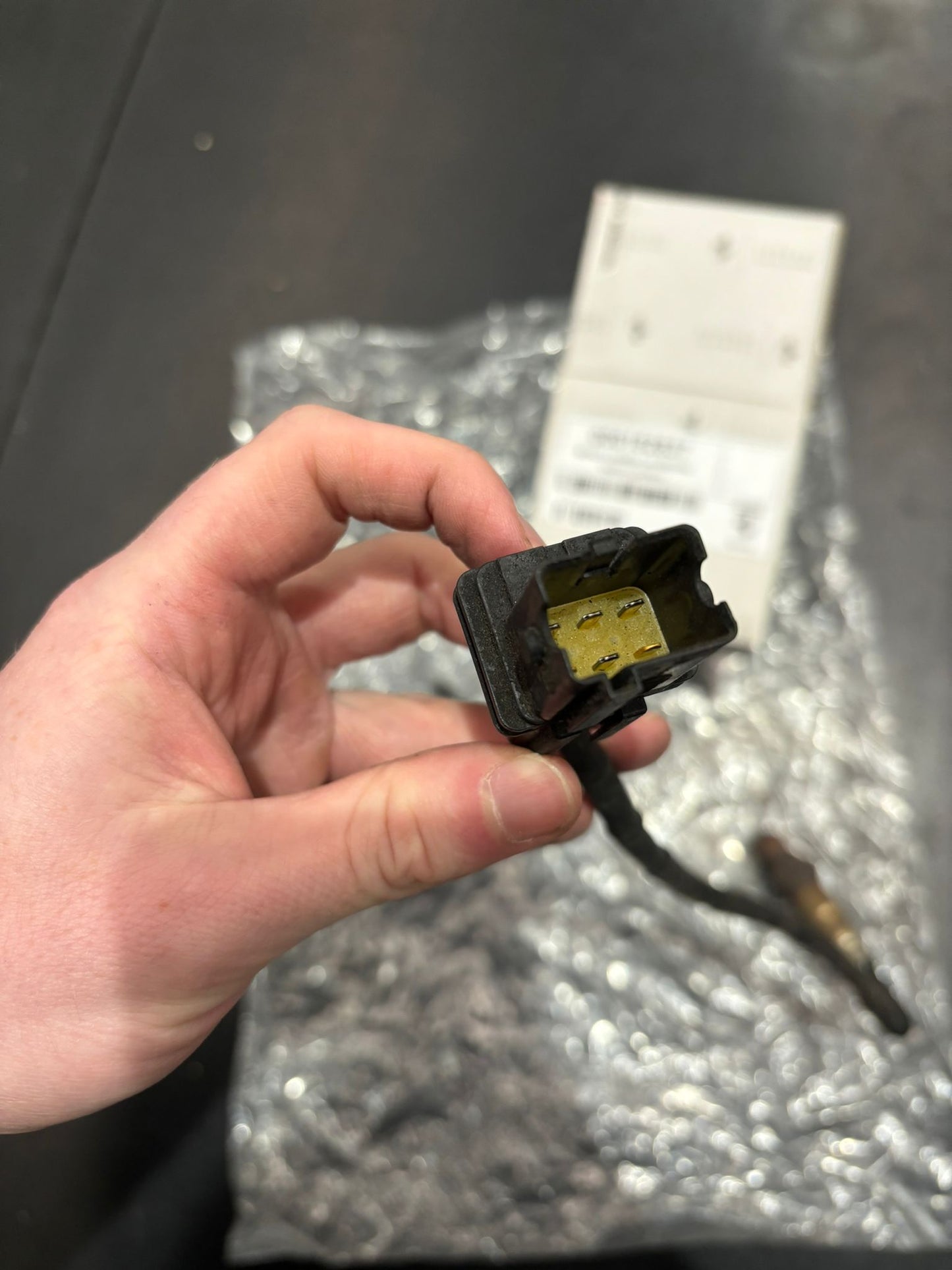 000182837 Ferrari Front Lambda Sensor