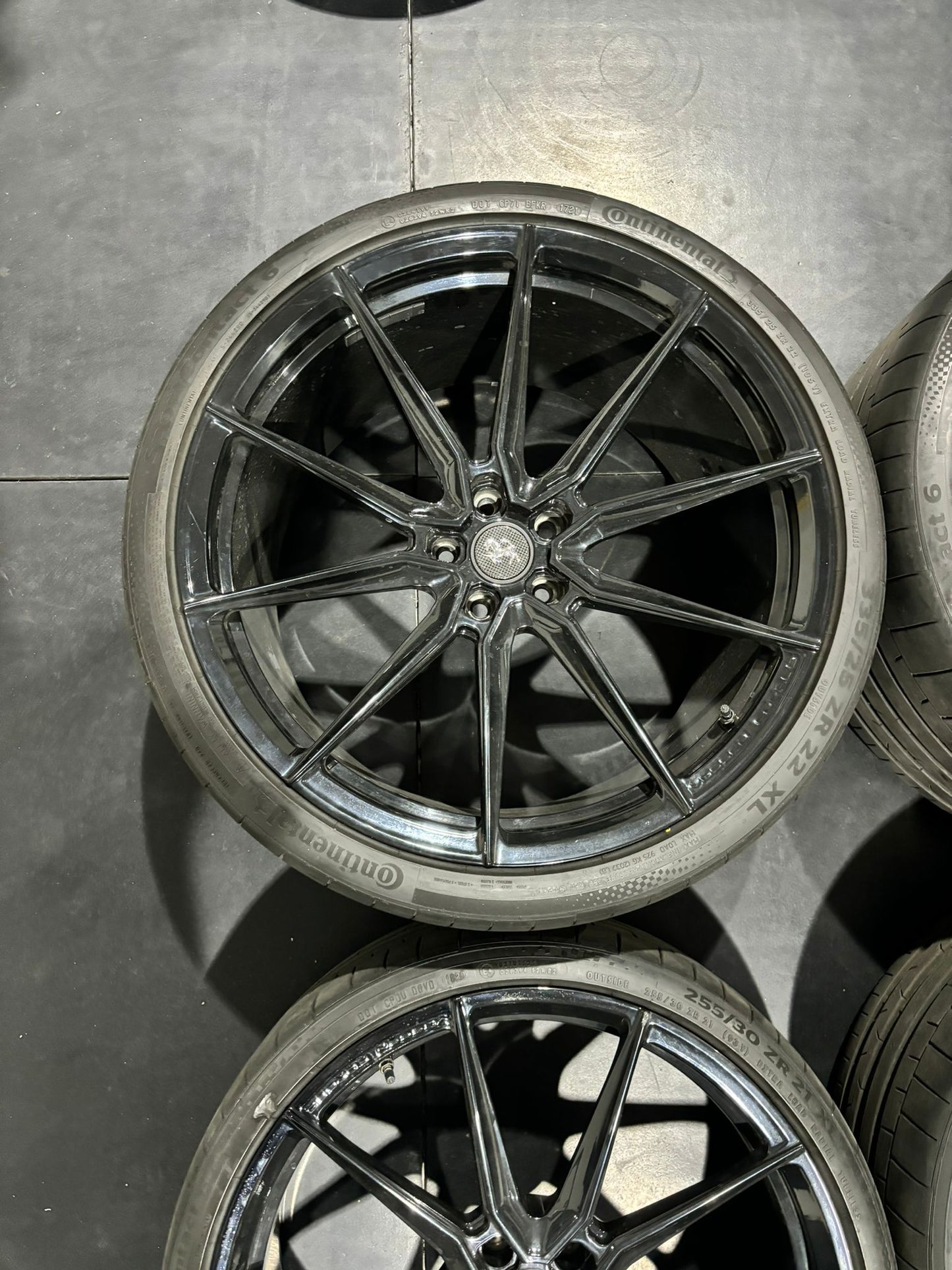 21/22” VOSSEN FORGED SERIES EVO 2 ALLOY WHEELS CONTINENTAL TYRES FERRARI F8