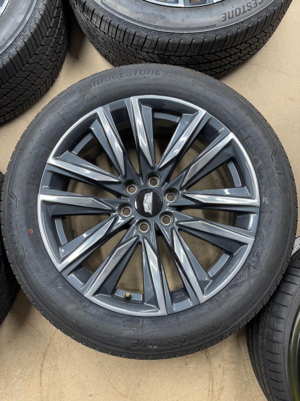 4 x Genuine Cadillac Escalade Alloys 22" Great Condition with Bridgestone Tyres