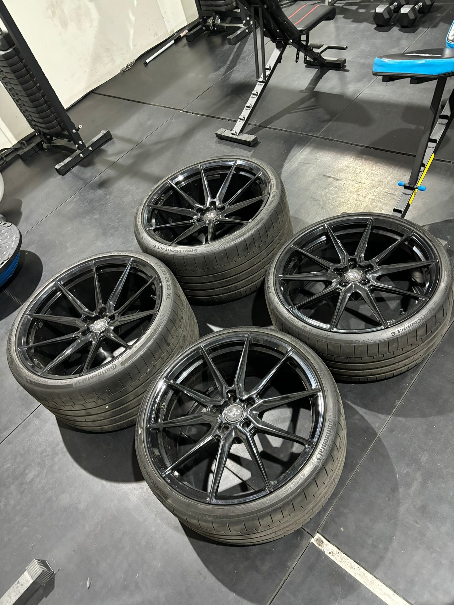 21/22” VOSSEN FORGED SERIES EVO 2 ALLOY WHEELS CONTINENTAL TYRES FERRARI F8
